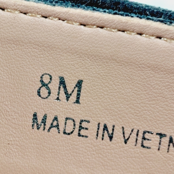 New Linea Paolo Emmie Black Faux Leather Block Heel Ankle Strap Sandals T500 - Picture 11 of 12